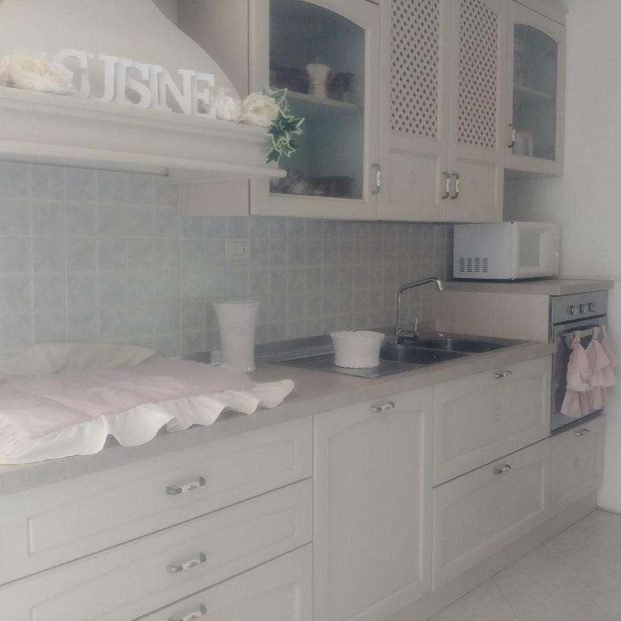Villa Fioccomare กาไมโยเร ภายนอก รูปภาพ